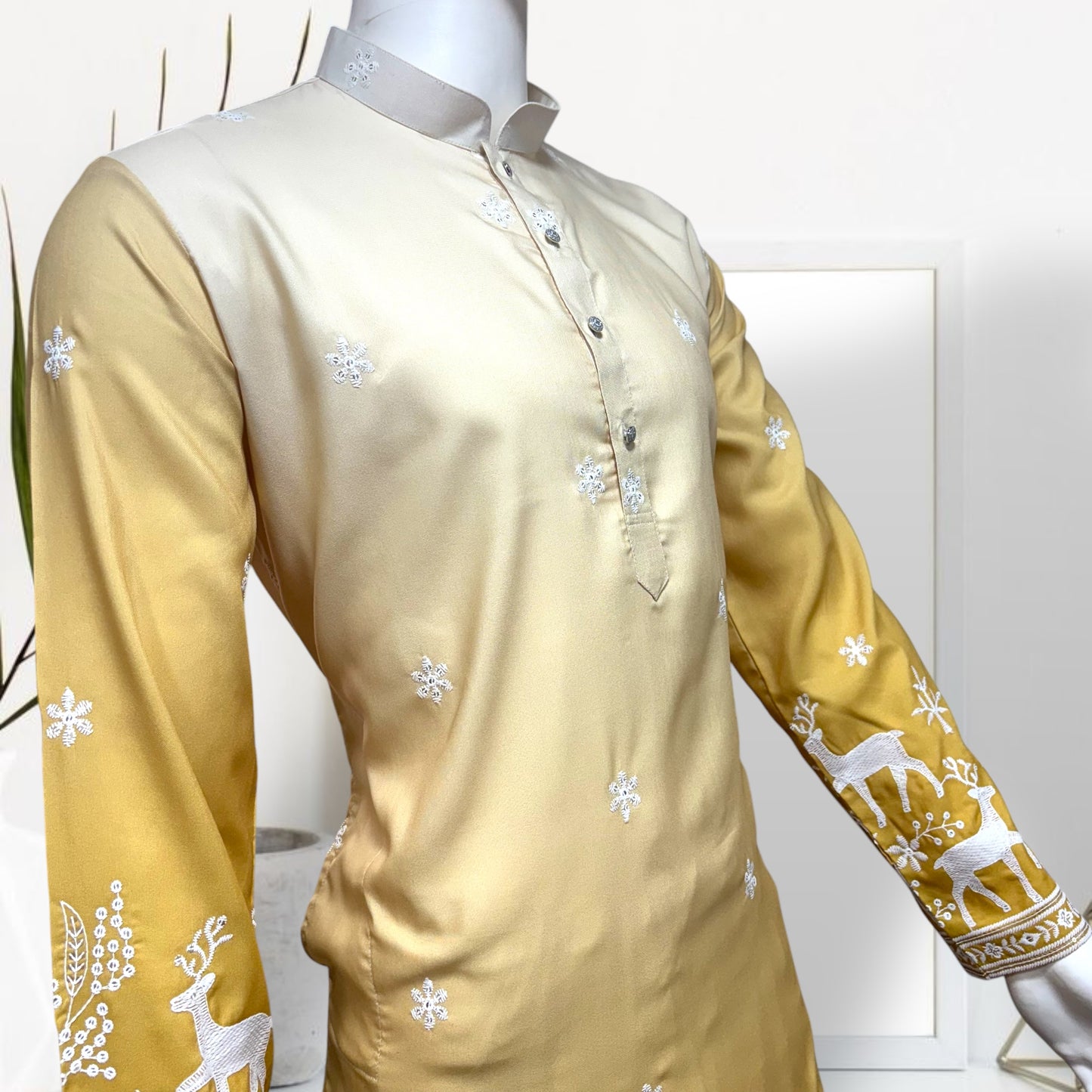 "Janak" Premium quality embroidery kurta in shaded pattern.