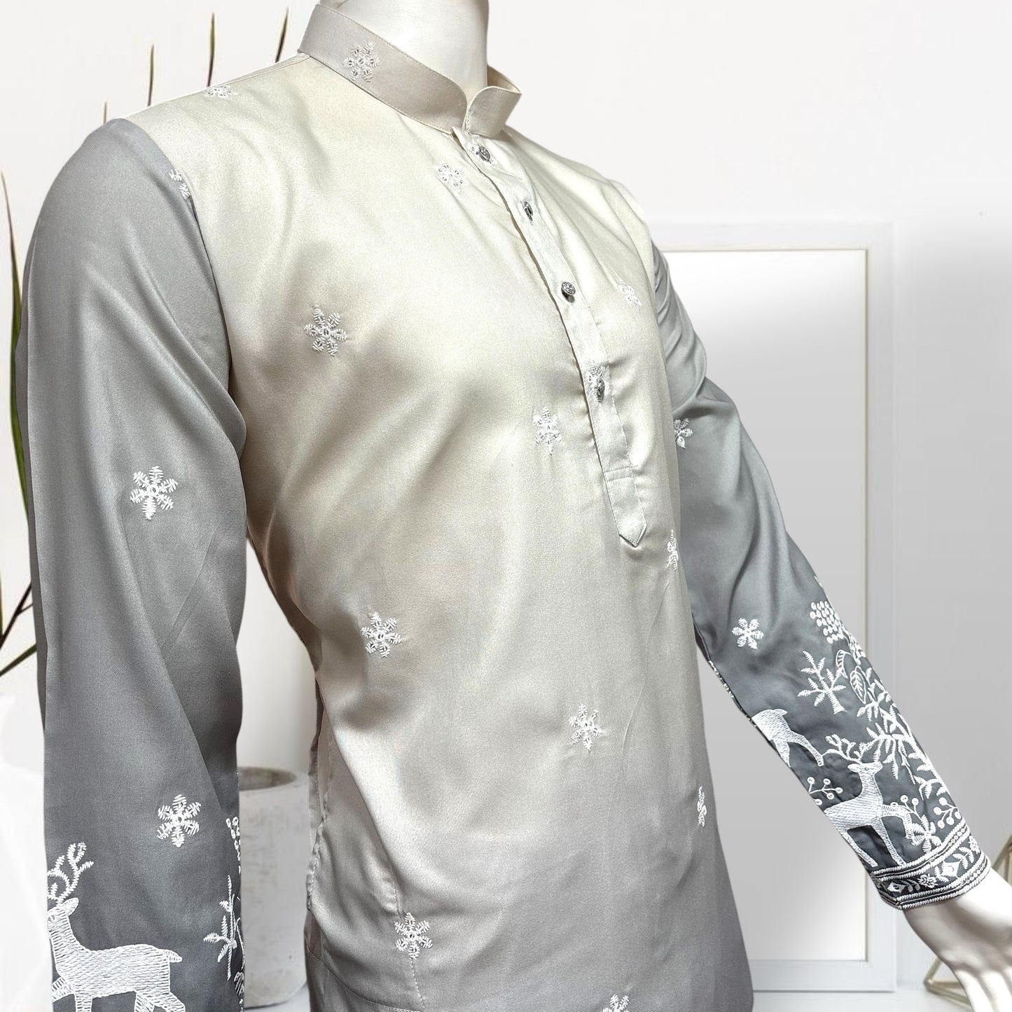"Janak" Premium quality embroidery kurta in shaded pattern.